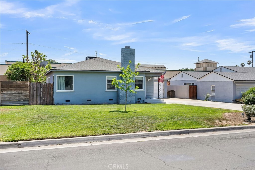 Property Photo: 4636 Gardena Drive CA 92506