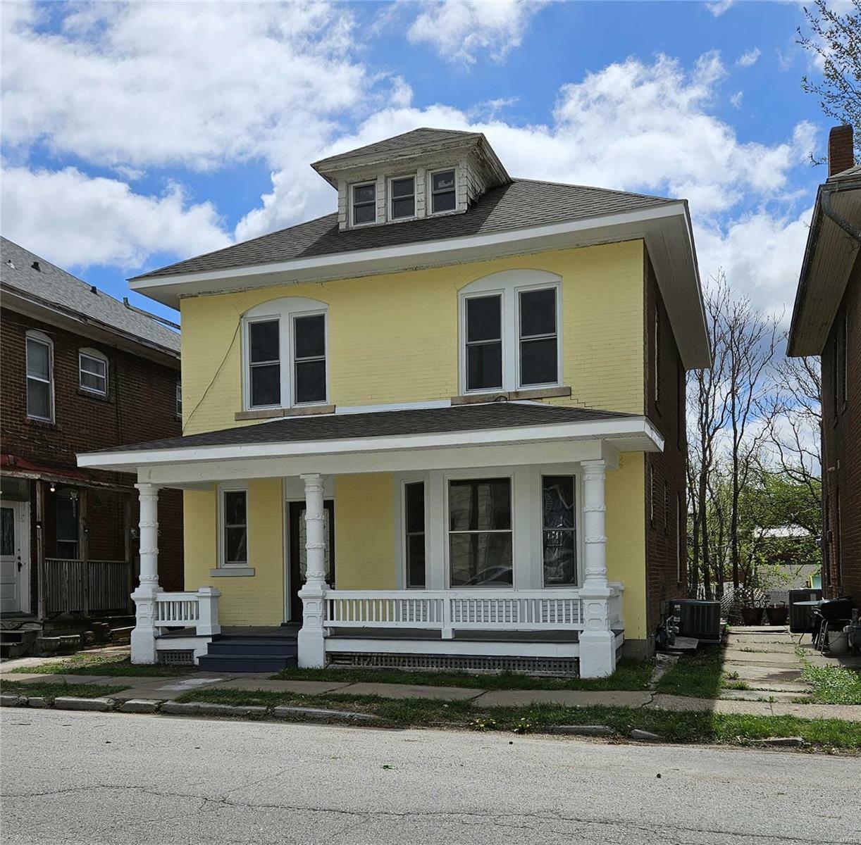 Property Photo: 707 Center Street MO 63401