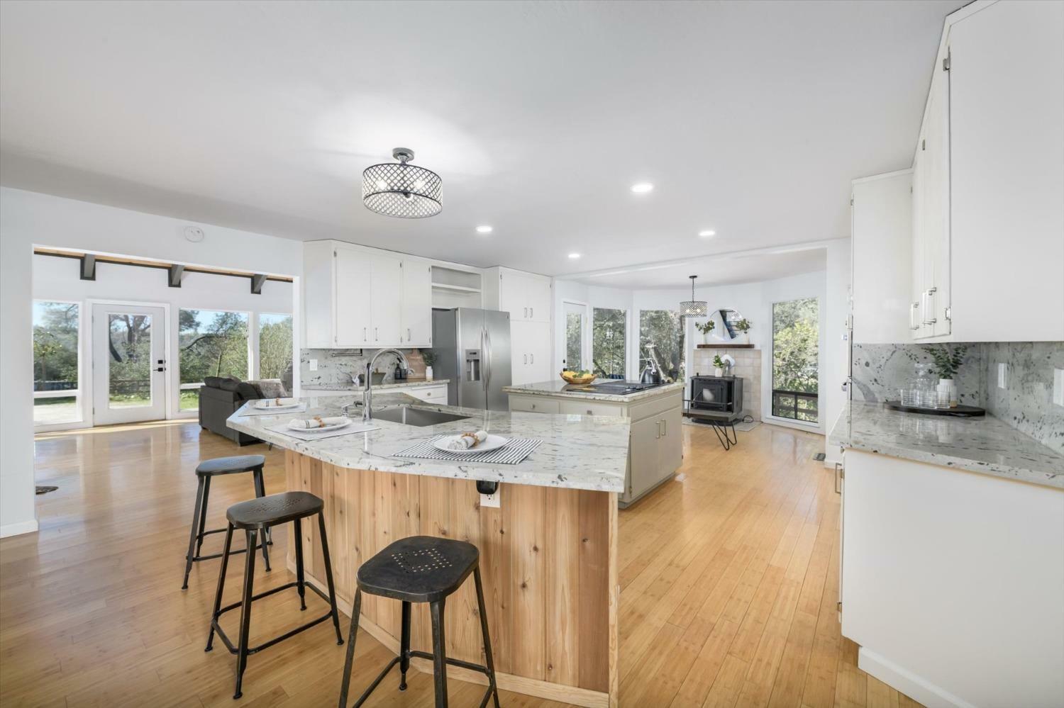 Property Photo: 188 Lindsey Lane CA 95667