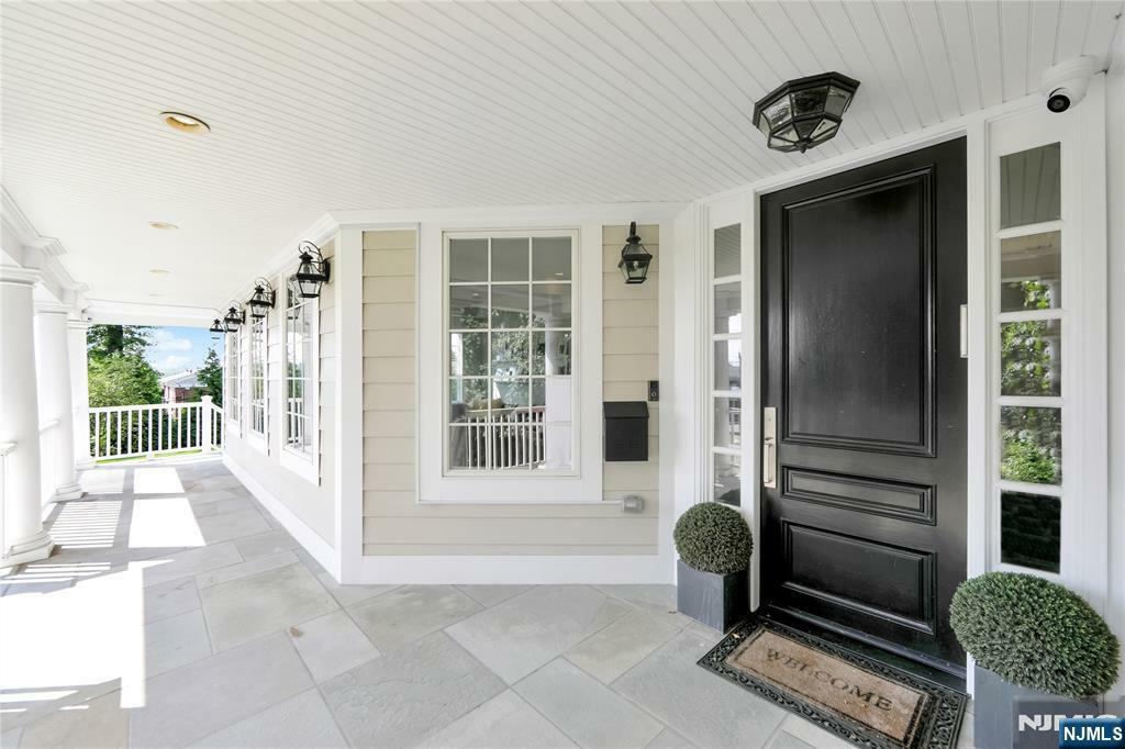 Property Photo:  71 E Linden Avenue  NJ 07631 