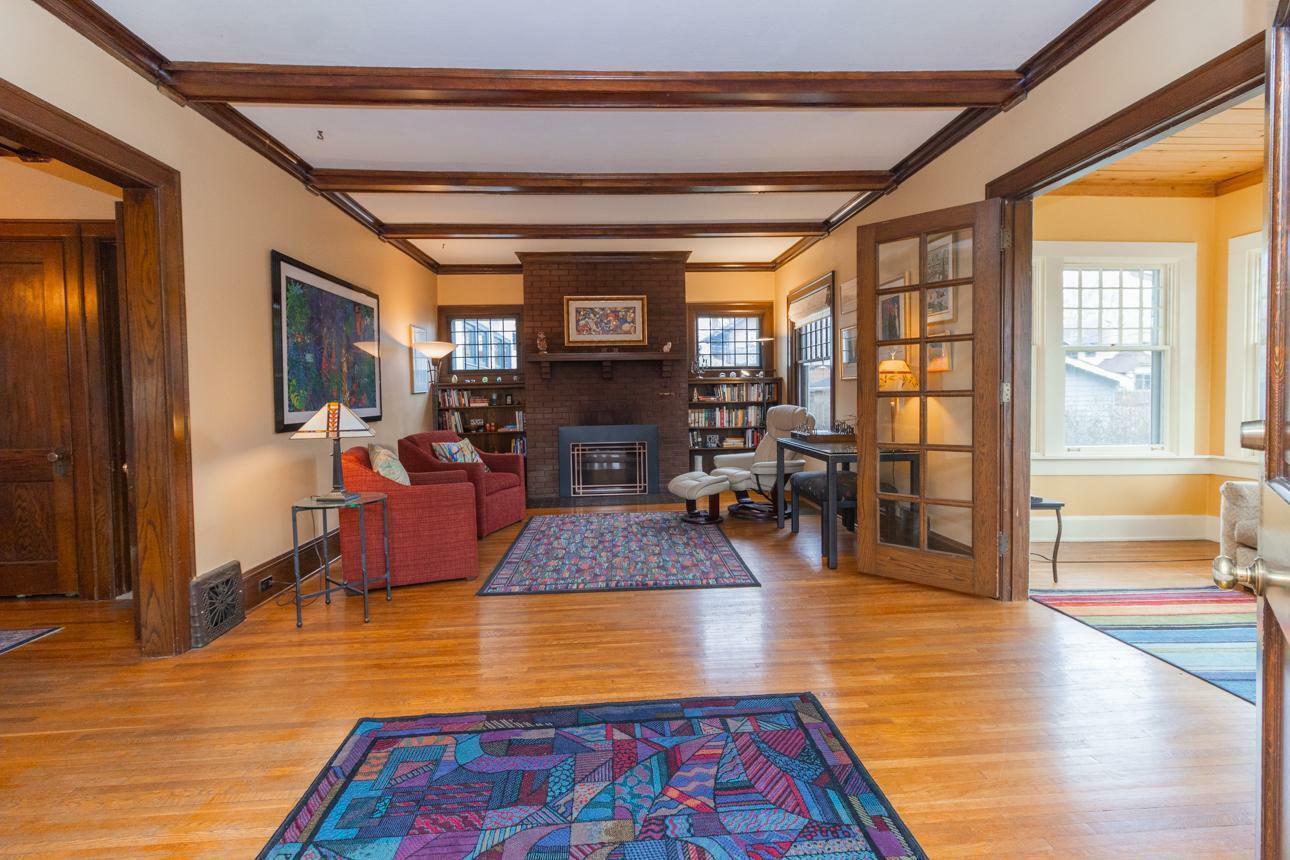 Property Photo: 4927 Dupont Avenue S MN 55419
