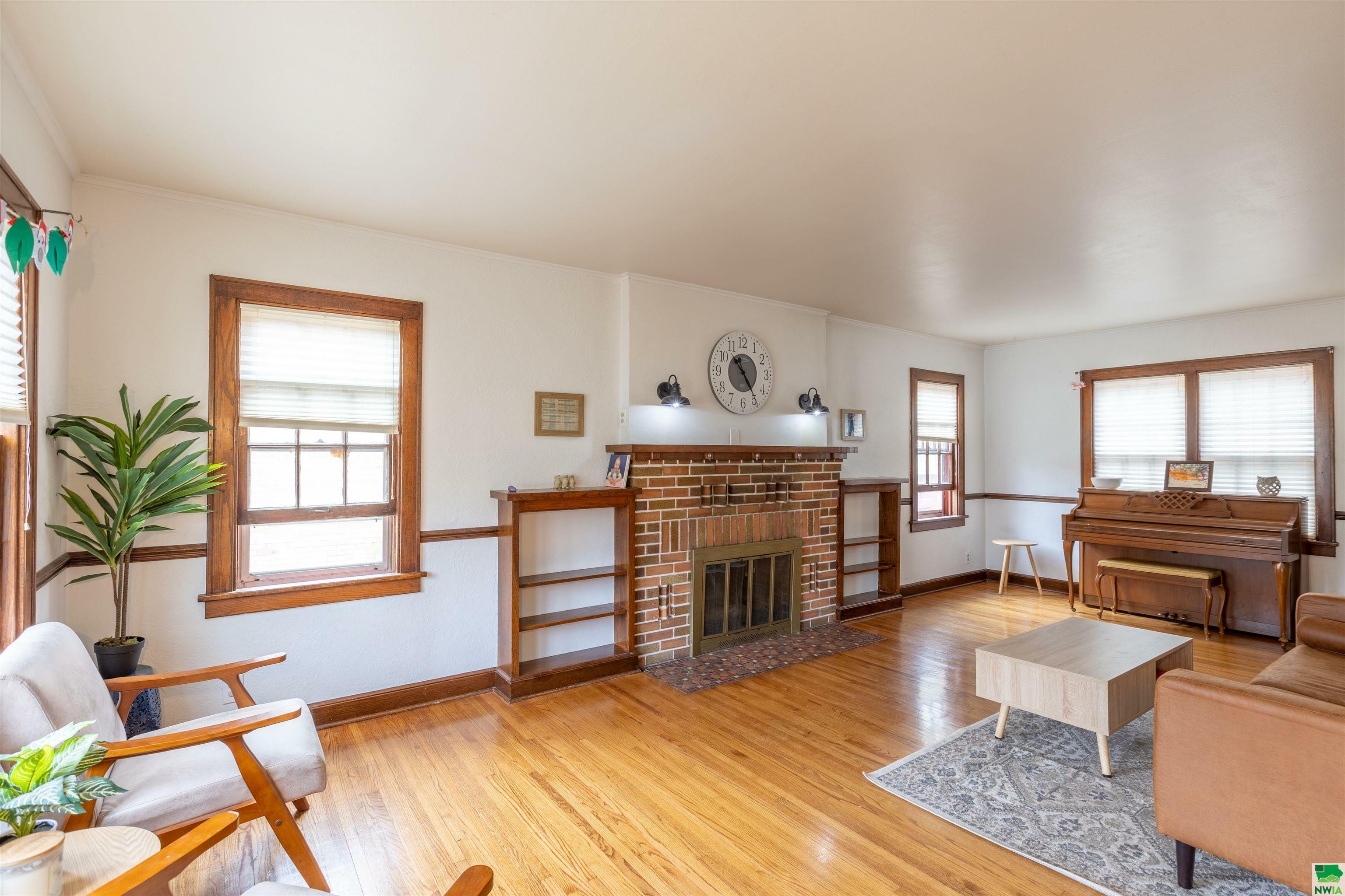 Property Photo: 3055 Valley Drive IA 51104