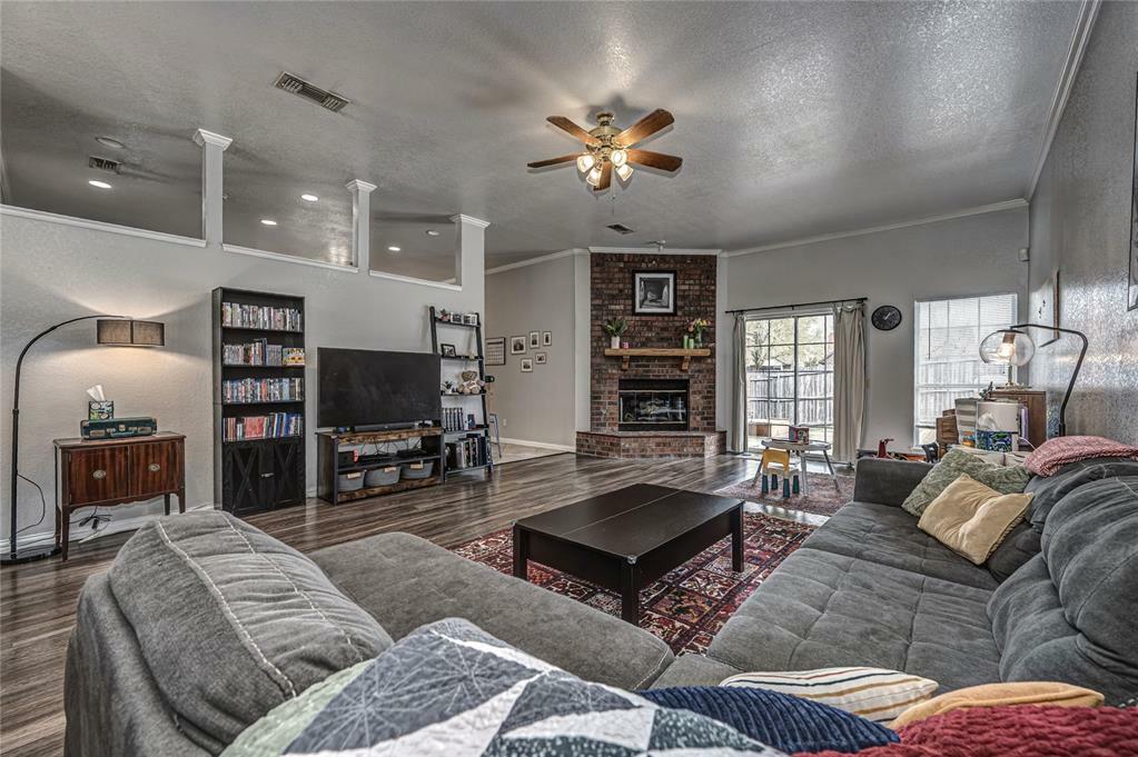 Property Photo: 313 SW 129th Street OK 73170