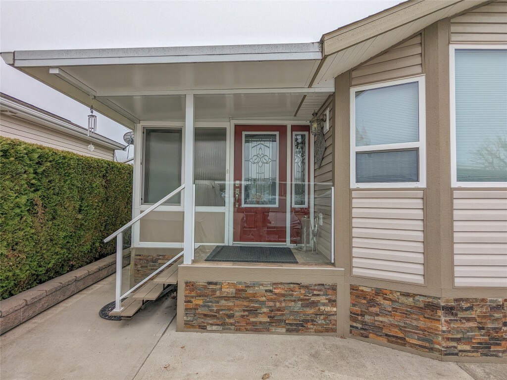 Property Photo: 415 Commonwealth Road 363 BC V4V 1P4