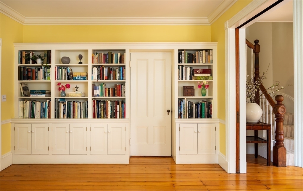 Property Photo: 159 Mount Auburn Street MA 02138