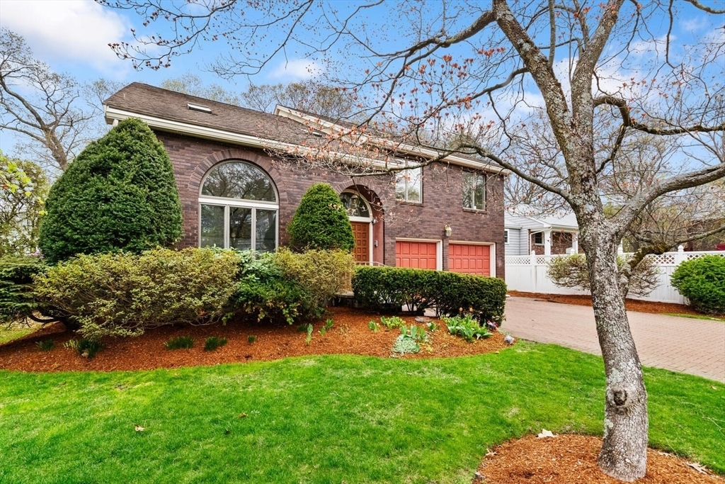 Property Photo:  138 Pine Ridge Rd  MA 02155 