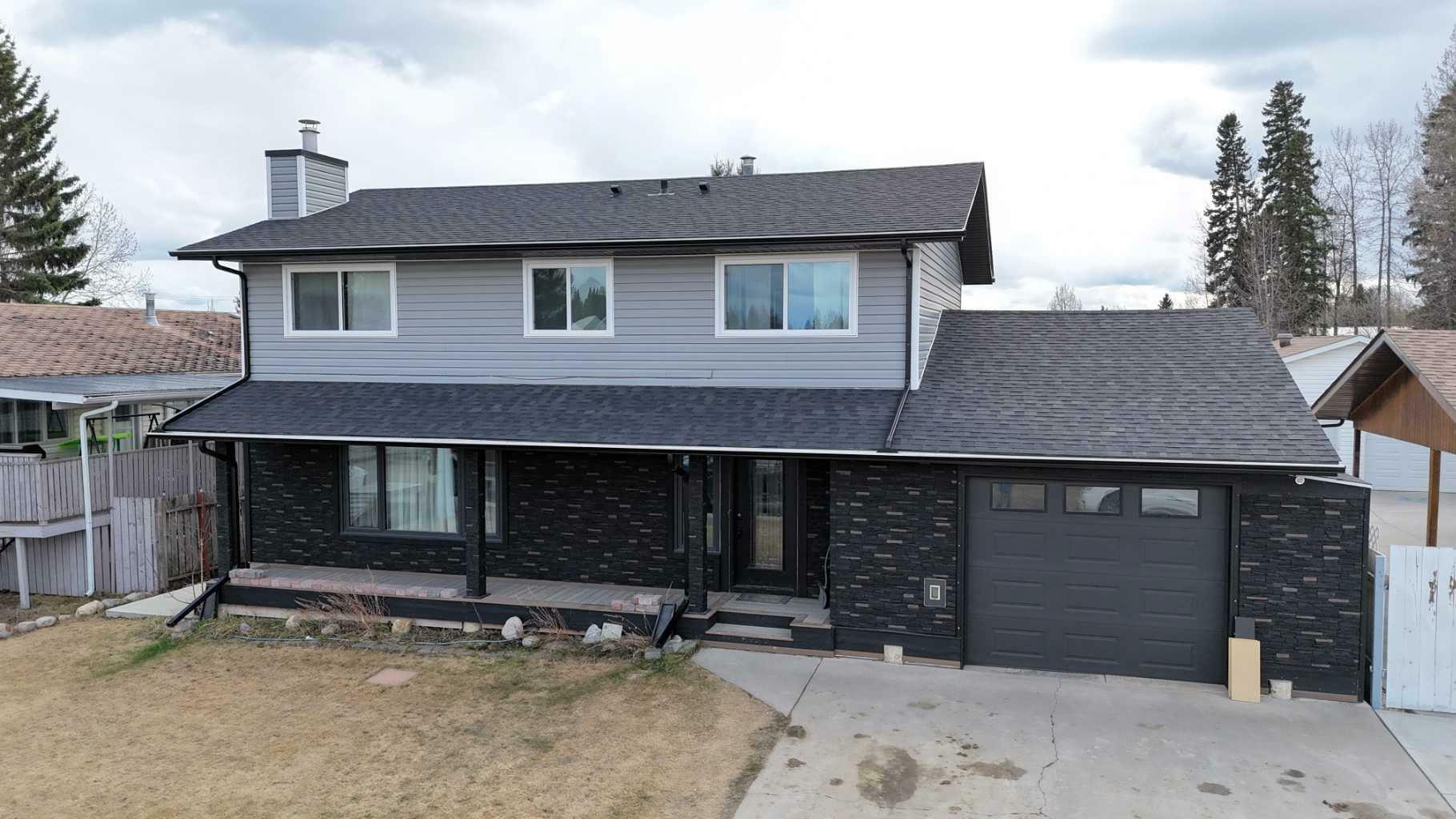 Property Photo: 1206 50 Street AB T7E 1G2