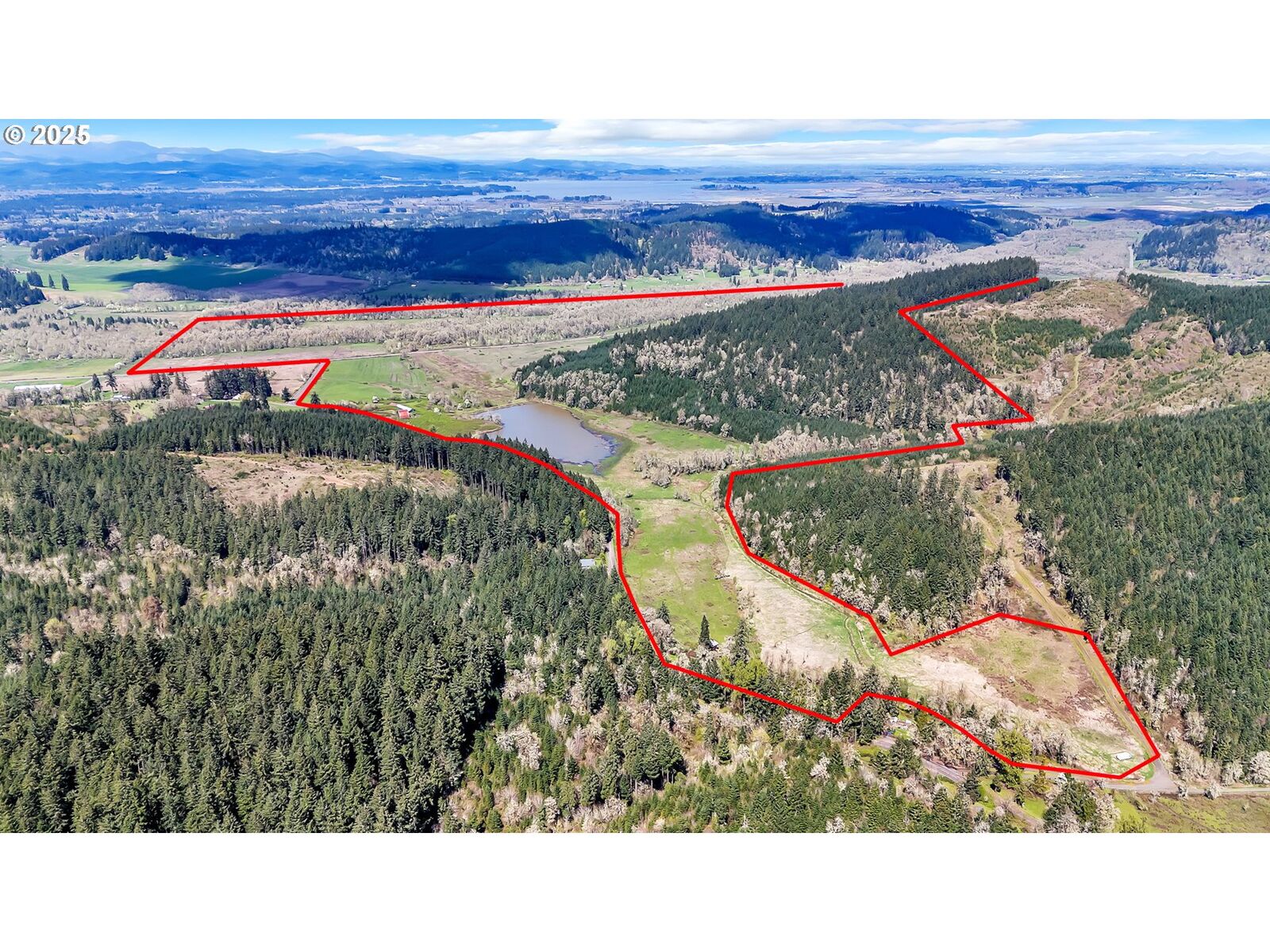 Property Photo: 26900 Crow Rd OR 97402