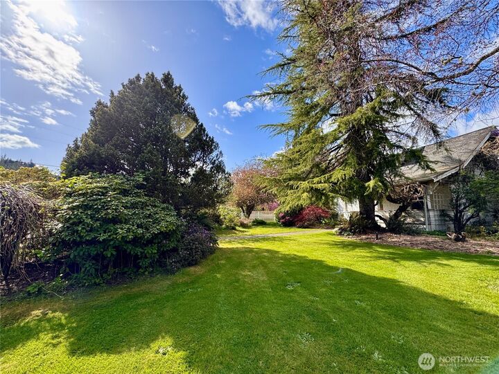 Property Photo:  5010 W Skokomish Valley Road  WA 98584 