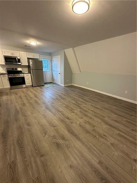 Property Photo: 158 Roger Williams Avenue 2nd Fl RI 02916