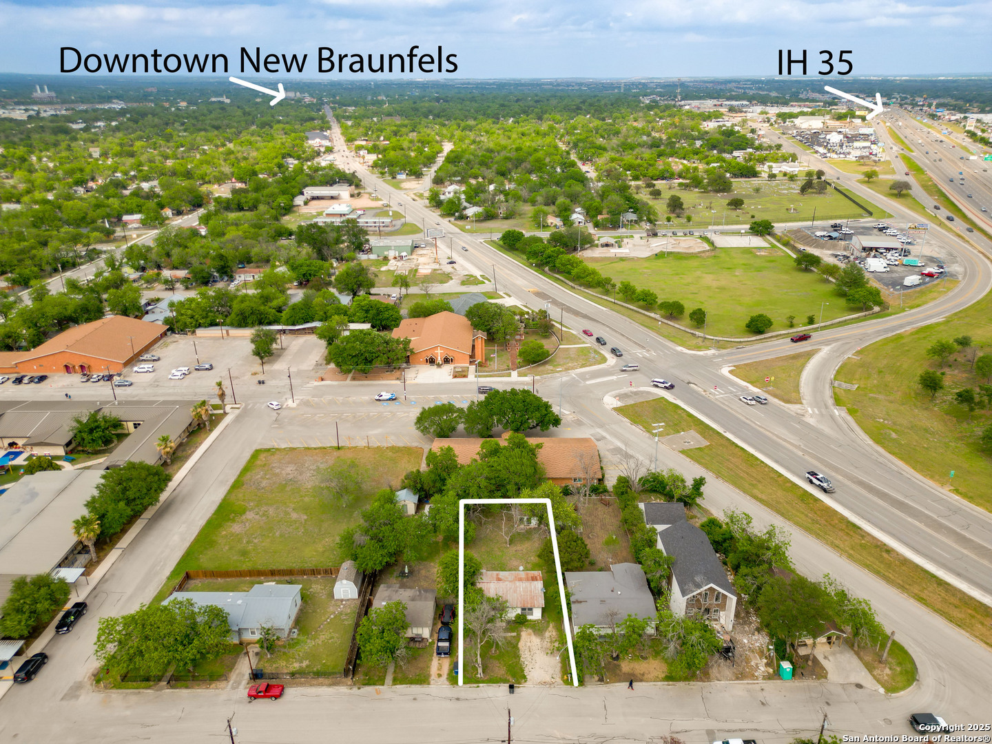 239 School Avenue  New Braunfels TX 78130 photo
