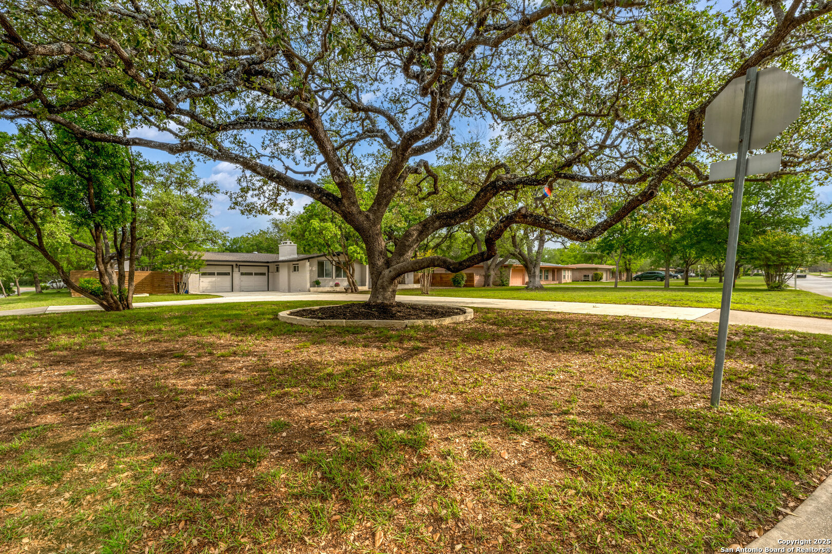Property Photo: 111 Lemonwood TX 78213