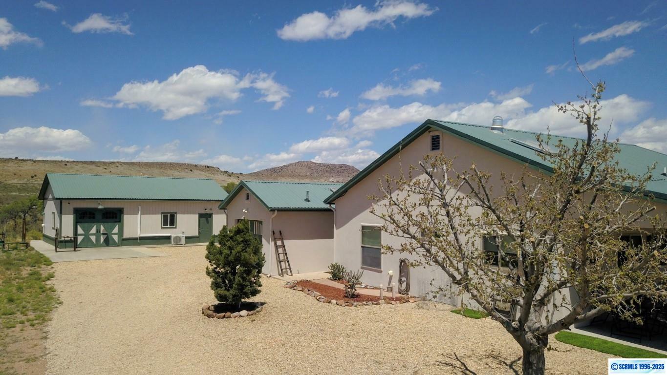 Property Photo: 965 Highway 61 NM 88034