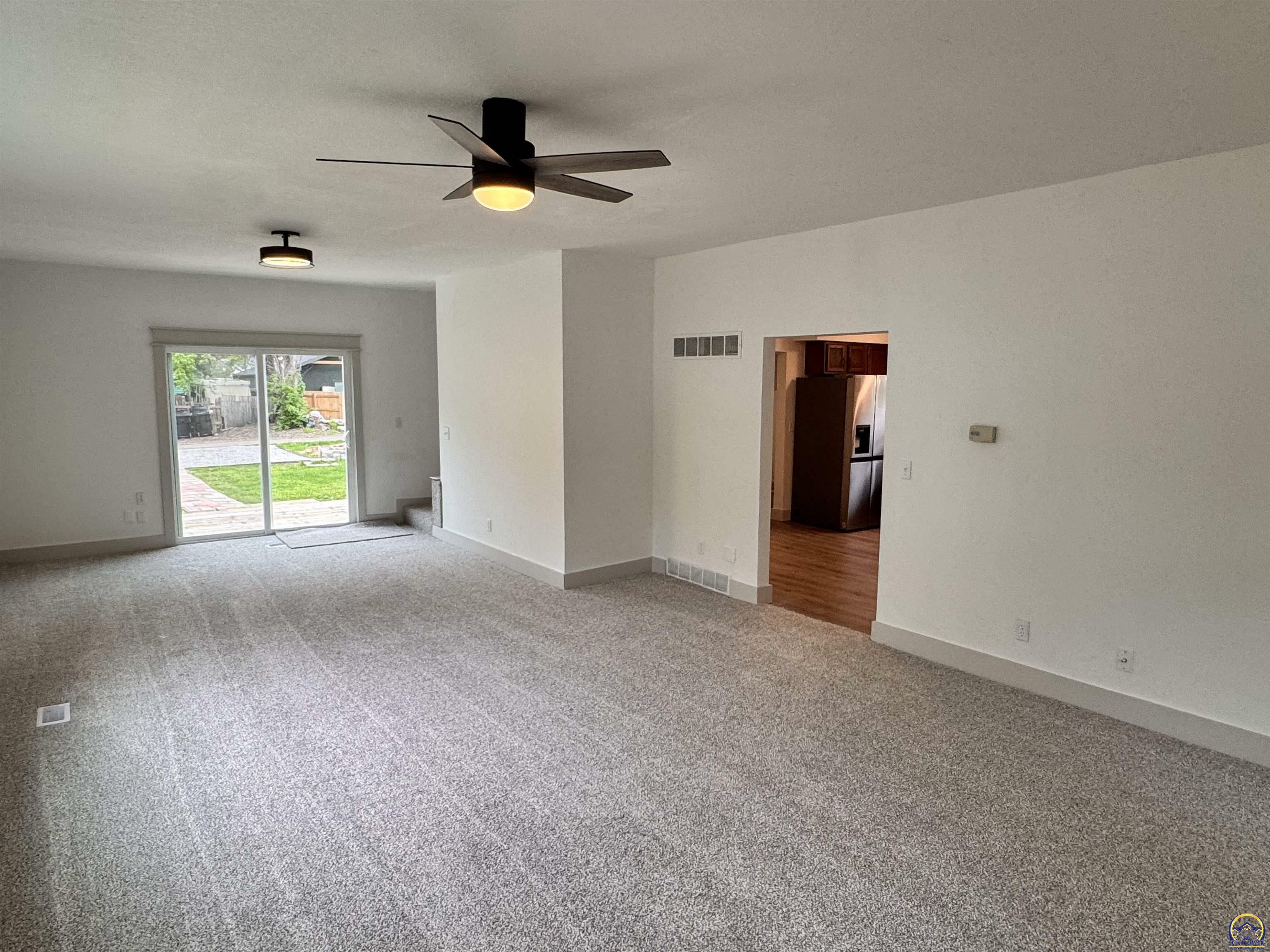 Property Photo:  501 NE Grattan St  KS 66616 