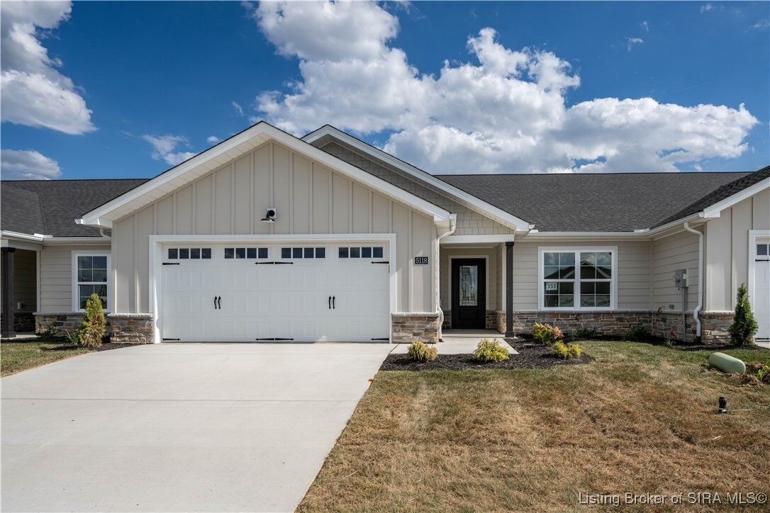 Property Photo:  5116 Woodstone Circle  IN 47130 
