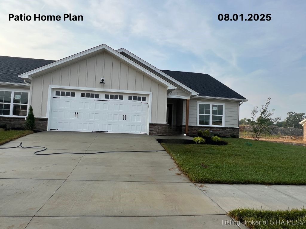 Property Photo:  5116 Woodstone Circle  IN 47130 
