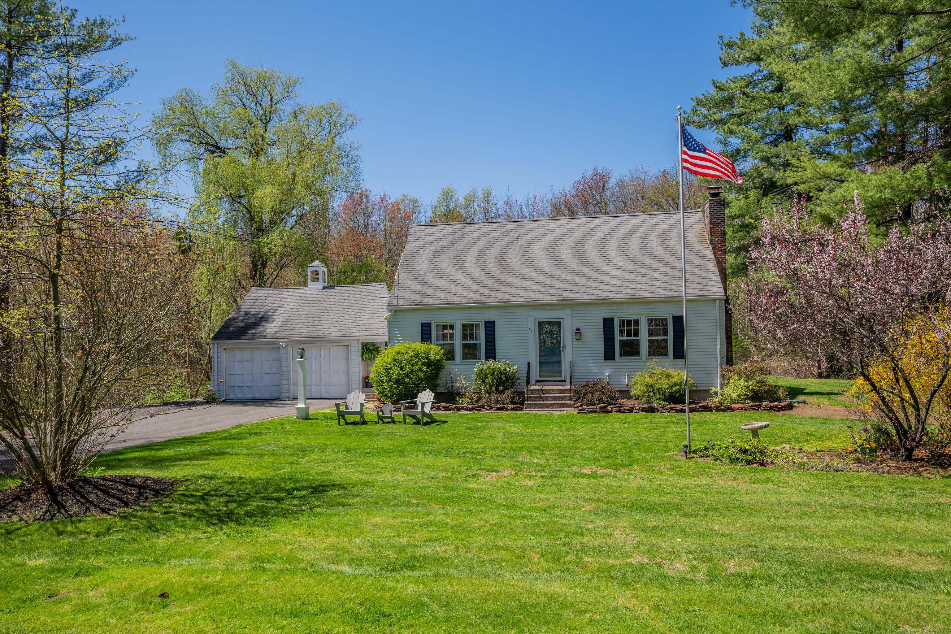 Property Photo: 331 Tunxis Avenue CT 06002
