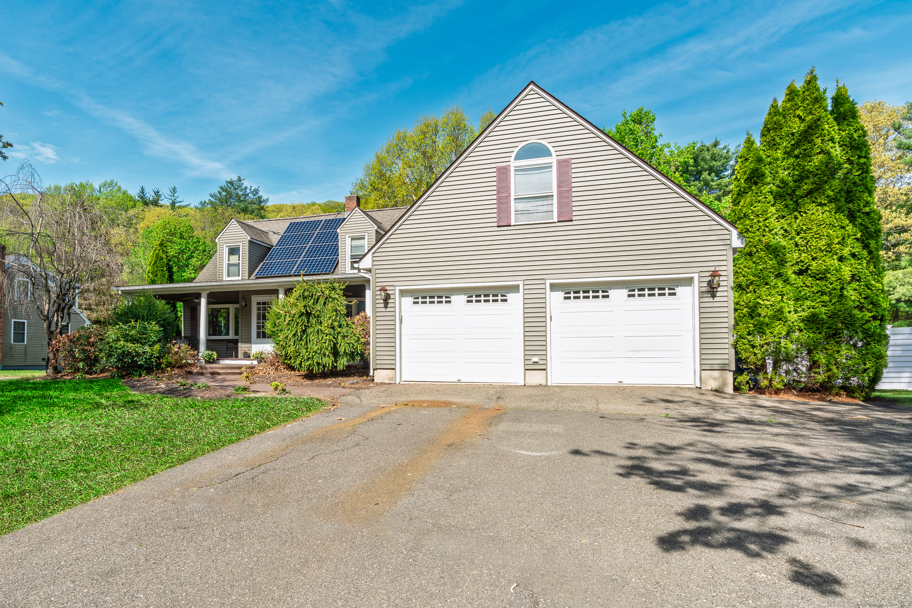 Property Photo: 2168 Mount Vernon Road CT 06489