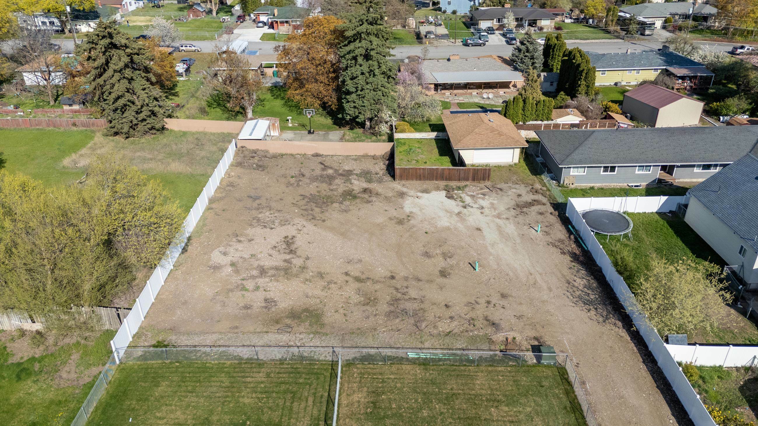 Property Photo: 306 N Bannen Rd WA 99216