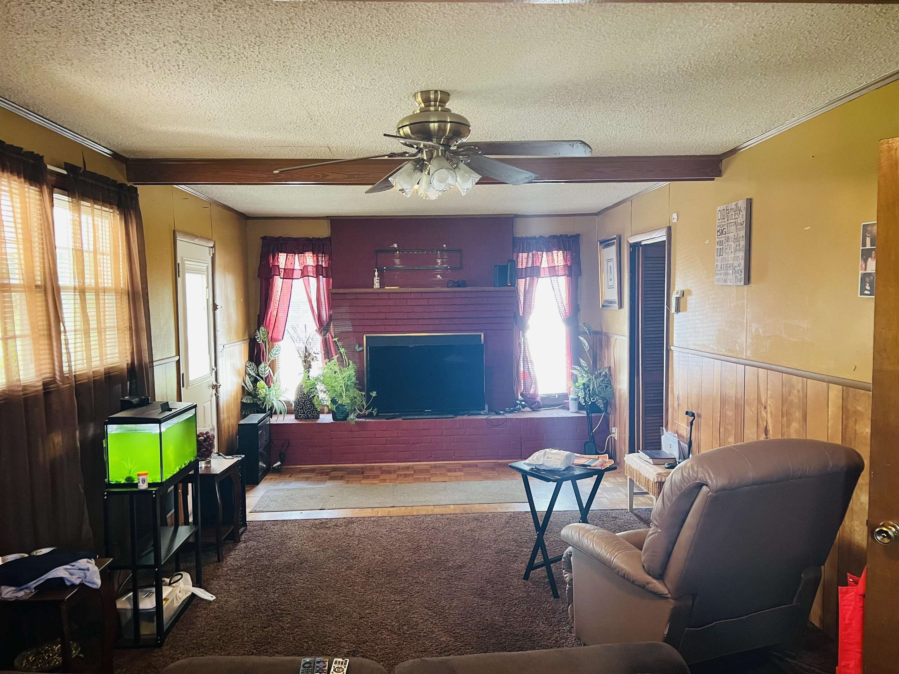 Property Photo: 209 Demos Drive SC 29376