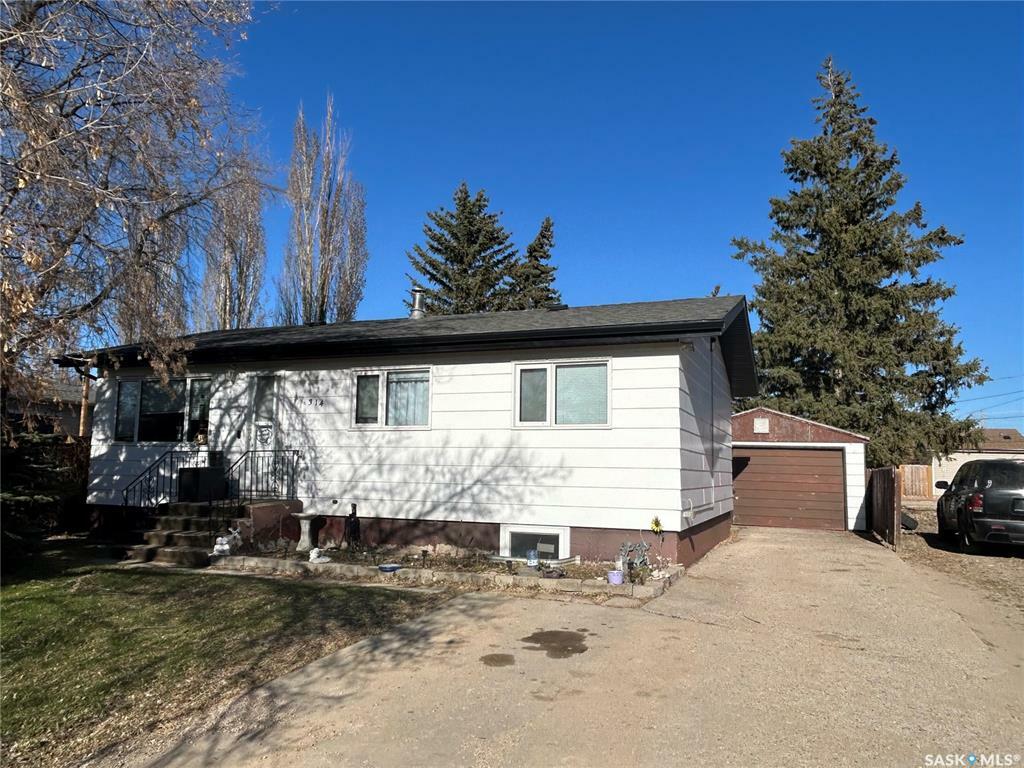 Photo de la propriété: 314 1st Street NE SK S0K 4V0