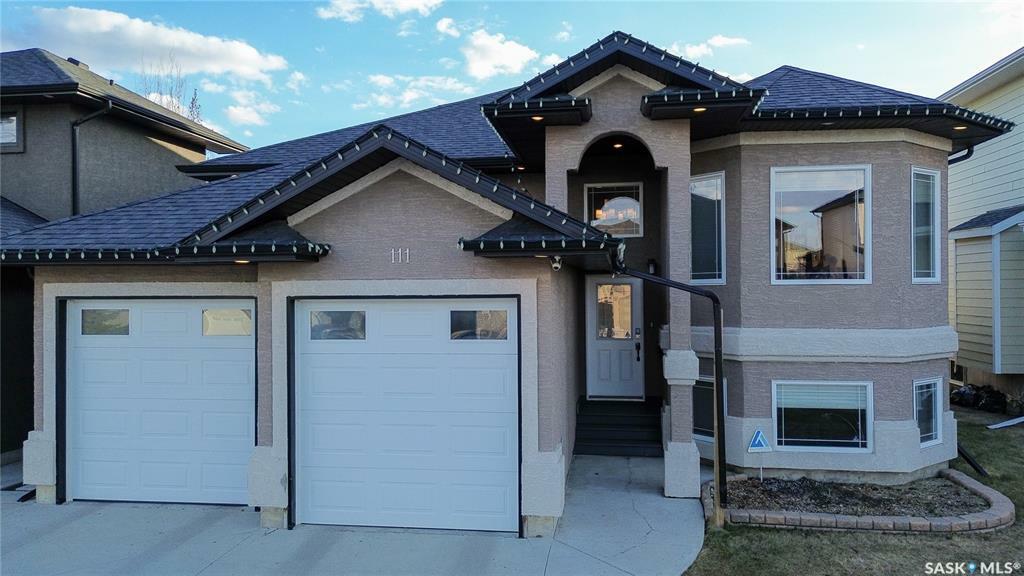 111 Stefaniuk Crescent  Saskatoon SK S7W 0H6 photo