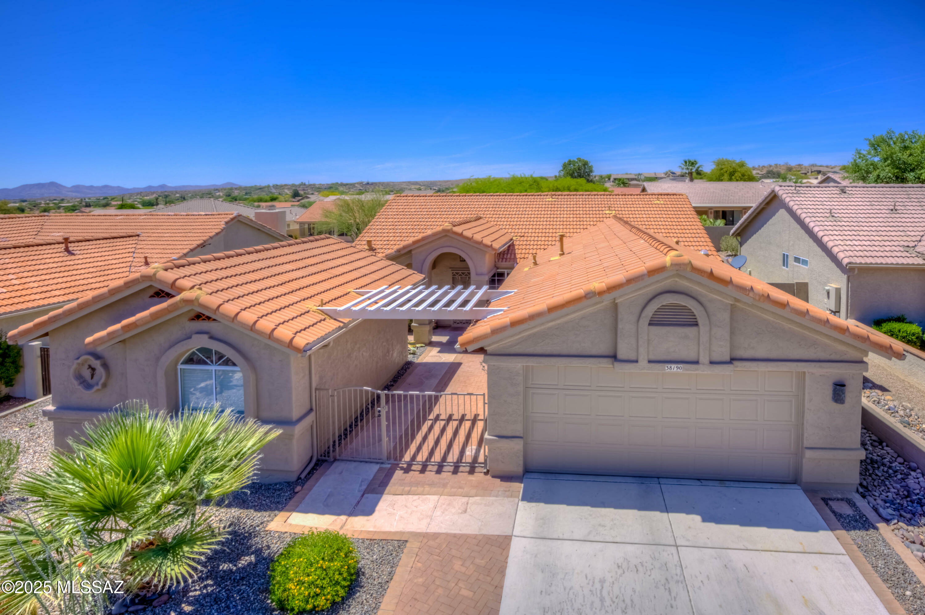 Property Photo: 38190 S Mountain Site Drive AZ 85739