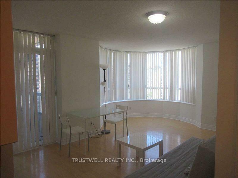 Property Photo:  15 Northtown Way 1618  ON M2N 7A2 
