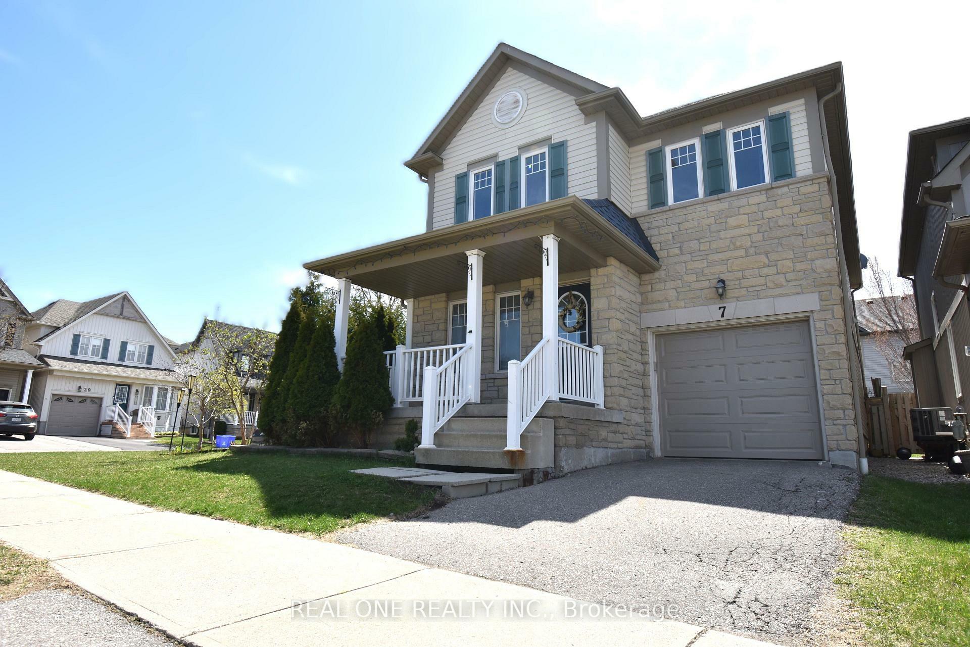 Property Photo:  7 Settler'S Court  ON L1M 2L3 