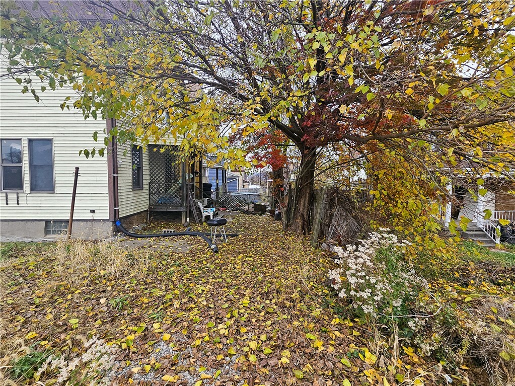 Property Photo: 1517 Beaver St PA 15132