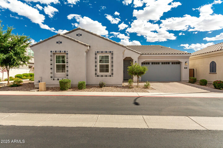 Property Photo: 243 E Aster Drive AZ 85286