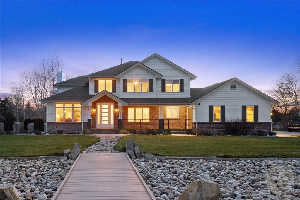 Property Photo: 1140 Bluegrass Drive E MT 59106
