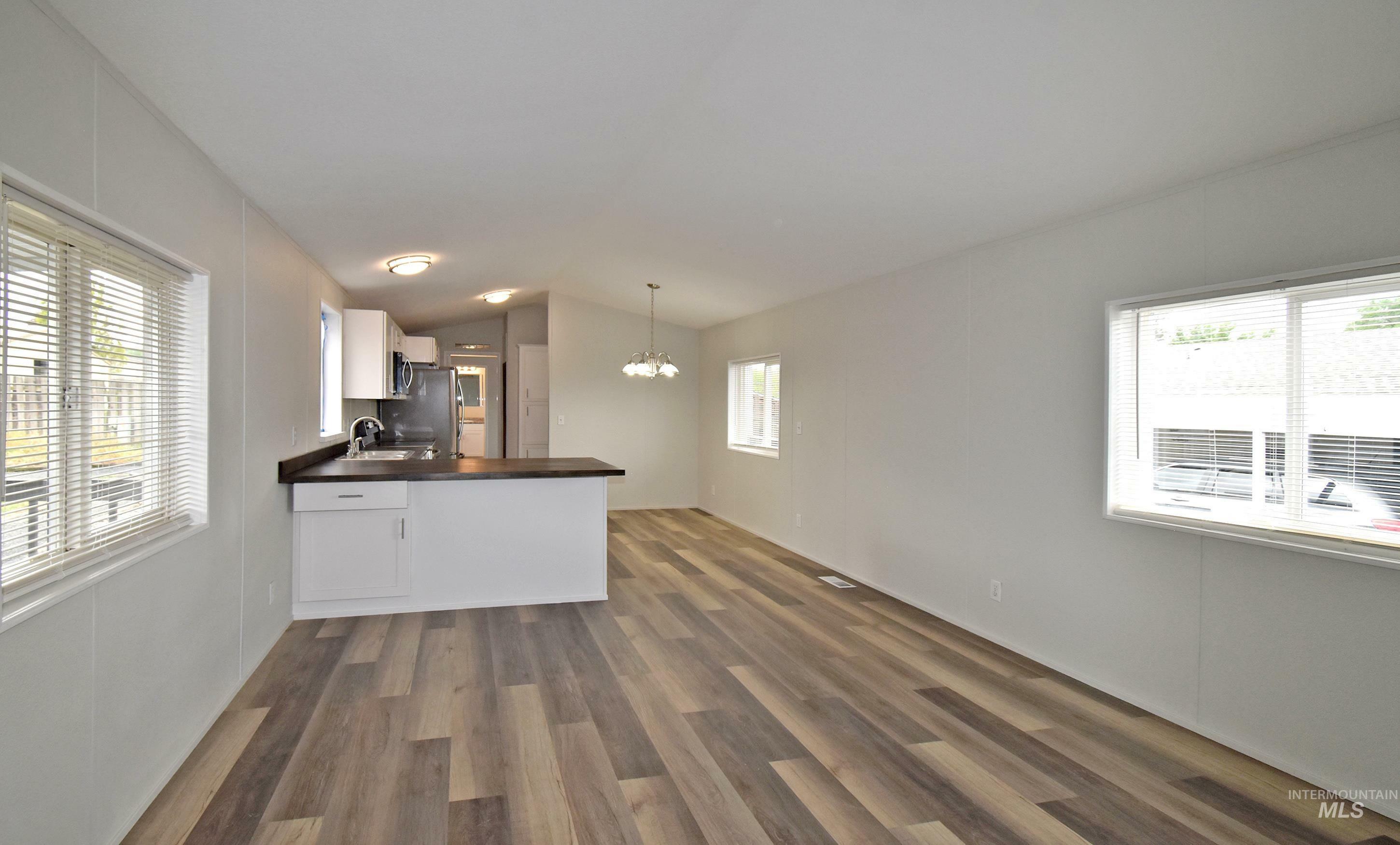 Property Photo: 1430 Chestnut #29 WA 99403