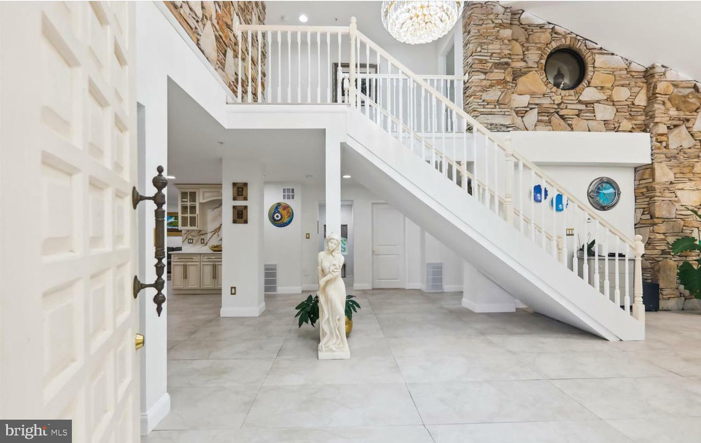 Property Photo: 11701 Locust Dale Court MD 20721