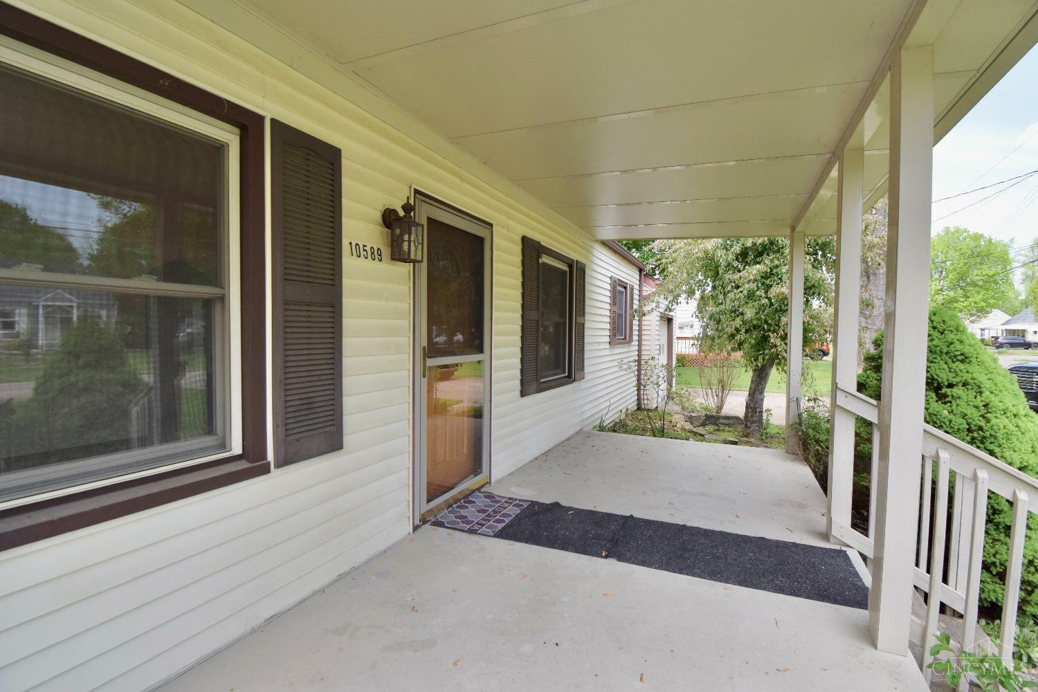 Property Photo: 10589 Chipstone Drive OH 45030