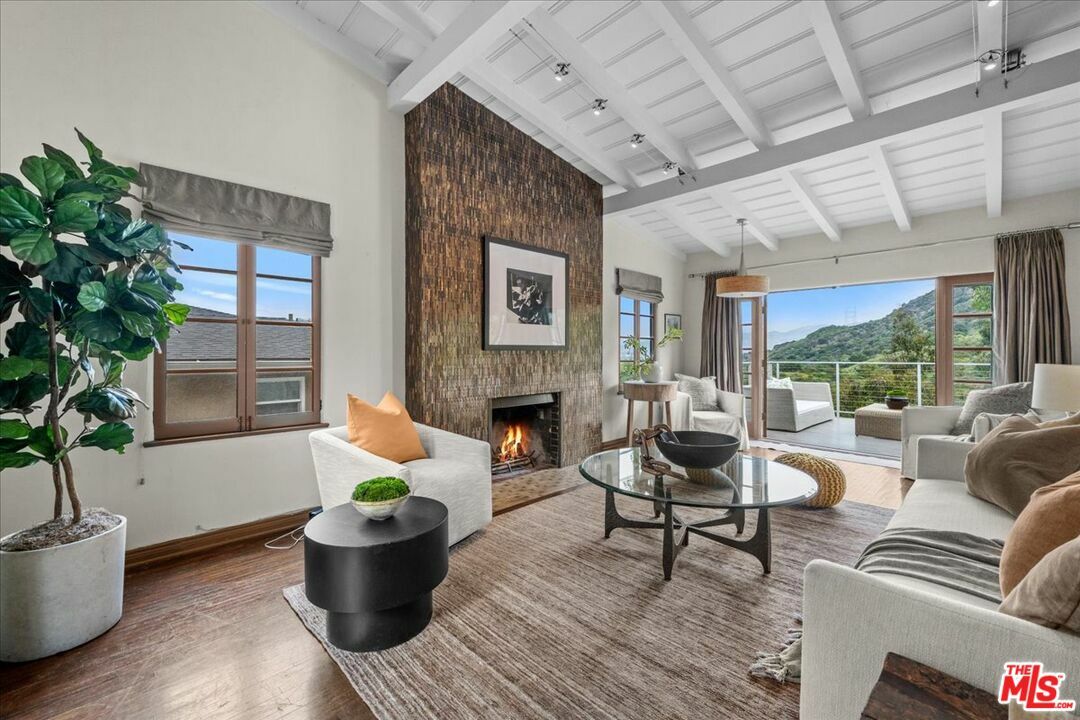 Property Photo: 3074 Lake Hollywood Dr CA 90068