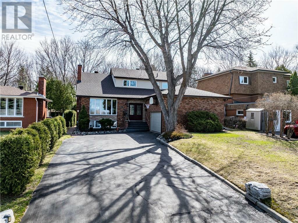 Property Photo: 2010 Armstrong Street ON P3E 4W1