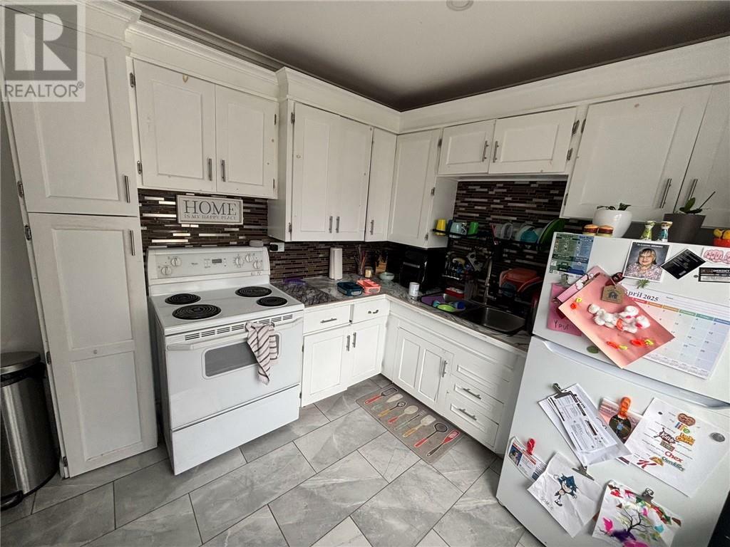 Property Photo: 358 Burton Avenue ON P3C 4K5