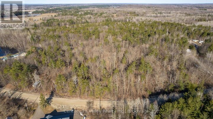 Property Photo:  01 Mine View Road  ON K7S 3G9 