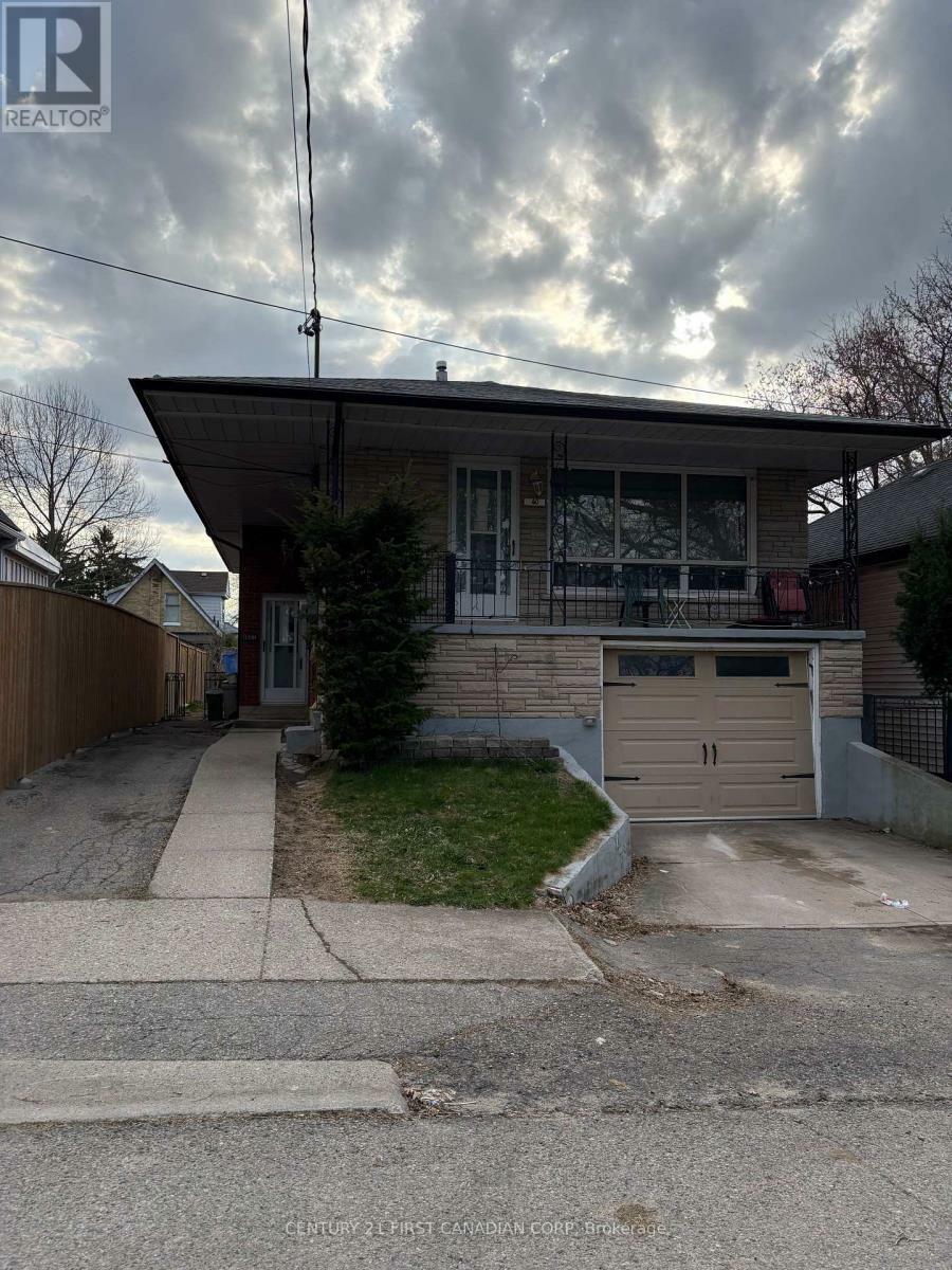 Photo de la propriété: 60 Dillabough Street ON N5Z 2B8