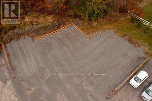 1701 Darlington Park Road B  Clarington (Courtice) ON L1E 2P7 photo