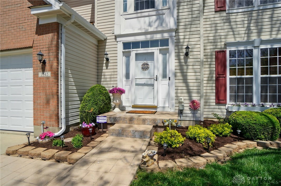 Property Photo: 1045 Umbreit Court OH 45342