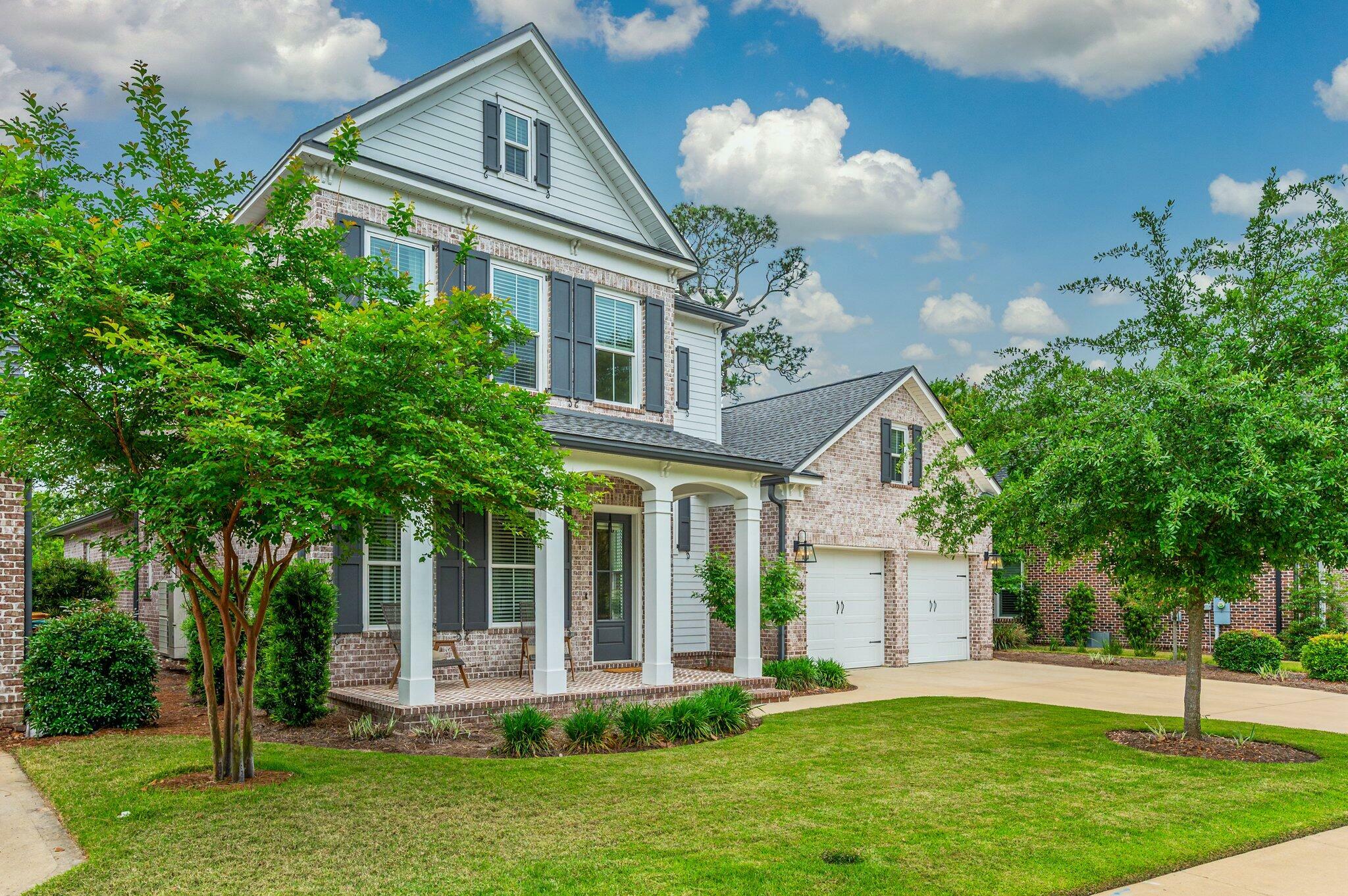 Property Photo: 1656 Ella Lane FL 32578