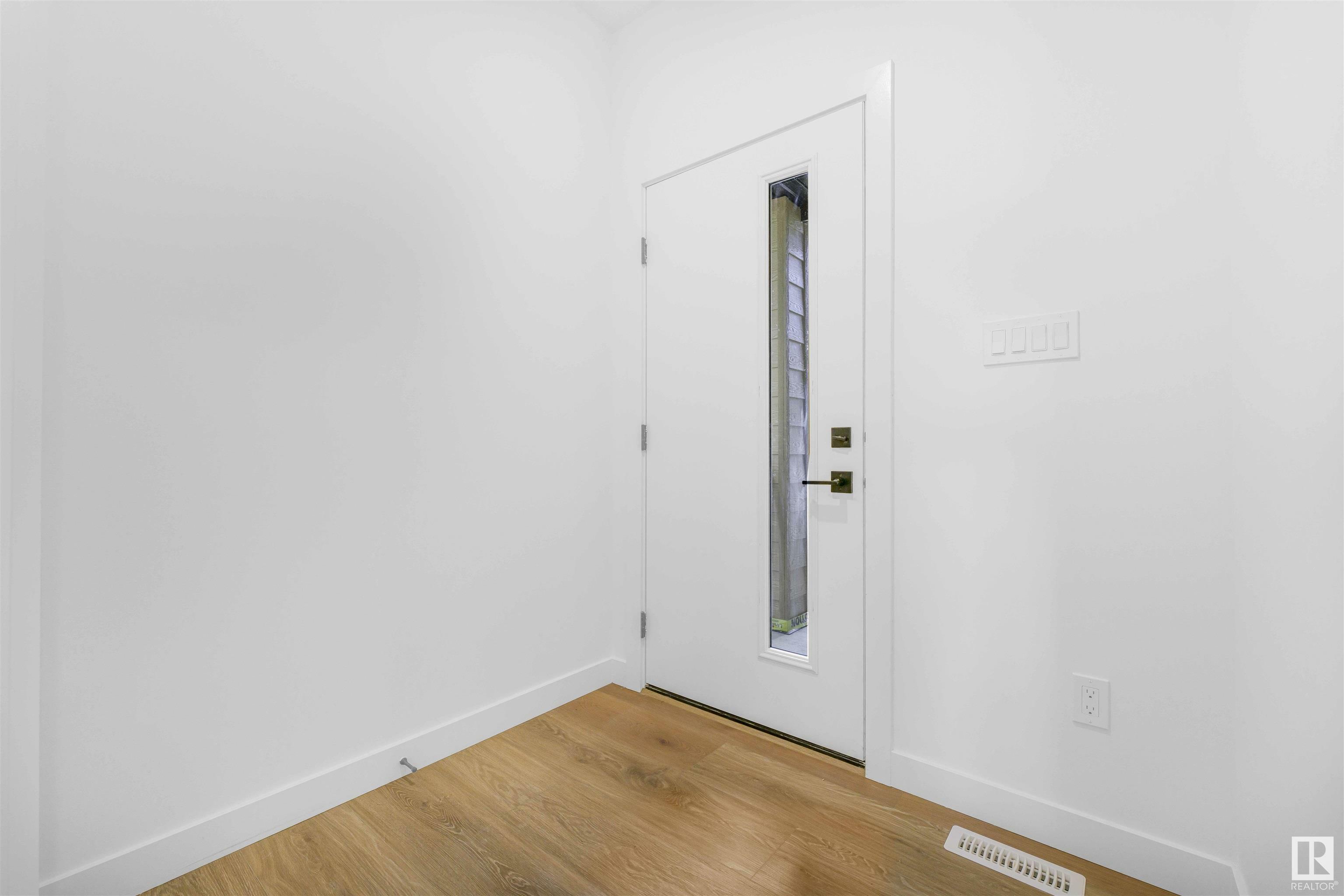Property Photo: 46 Grassview Crescent AB T7X 3G1