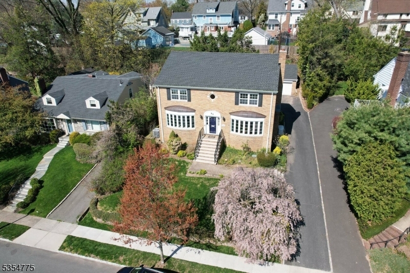 Property Photo: 56 Stonehouse Rd NJ 07028