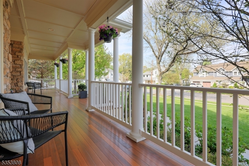 Property Photo: 309 Woods End Rd NJ 07090