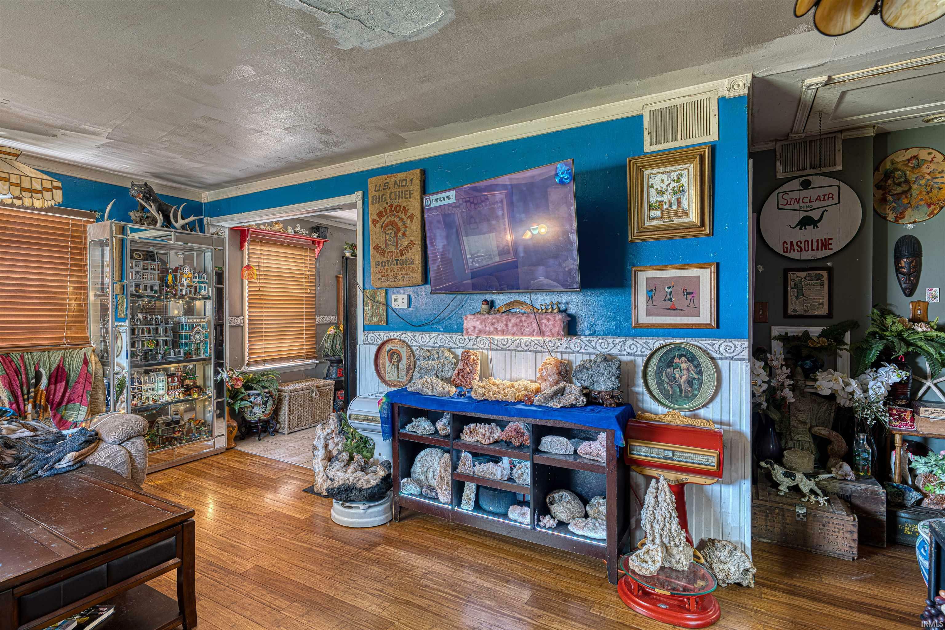 Property Photo: 1533 S Parker Drive IN 47714