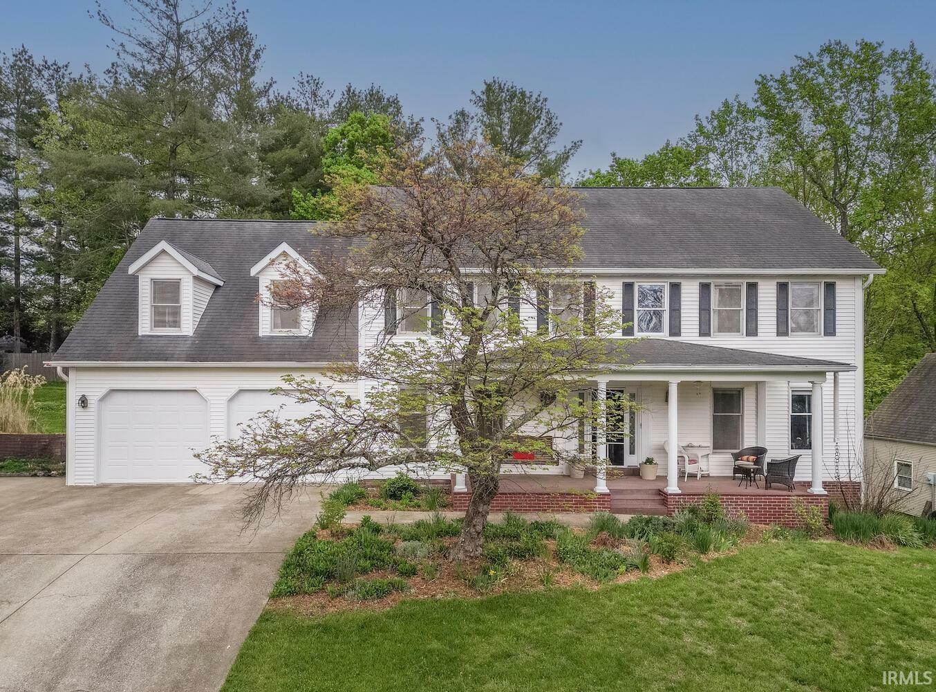 Property Photo: 2208 E Autumn Drive IN 47401