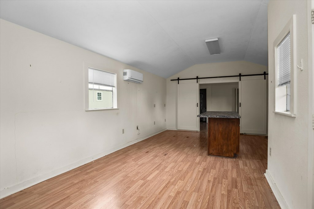 Property Photo: 542 Lovers Lane TX 75925