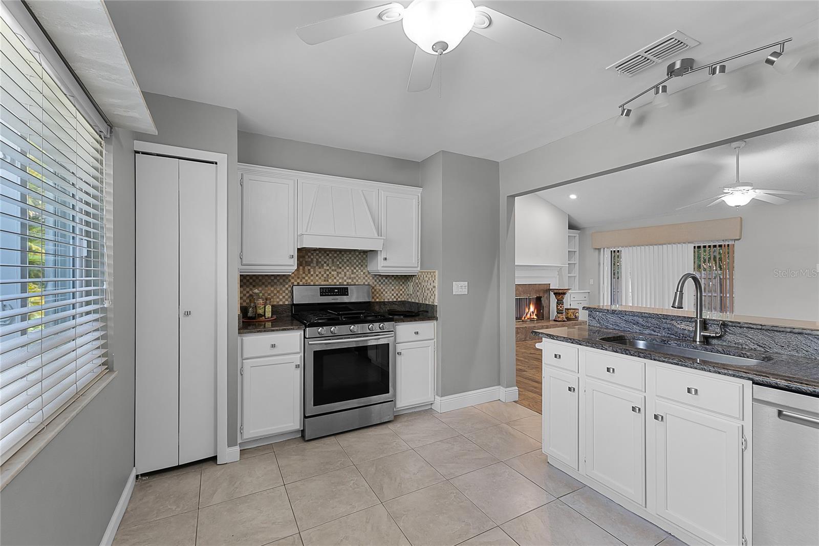 Property Photo: 314 E Bonnie Trail FL 32750